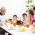 11 Benefits of Family Eating