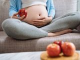 7 Benefits of Apples for Pregnant Women 7 Benefits of Apples for Pregnant Women